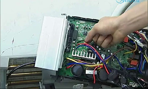 衡水美的空调电话是多少